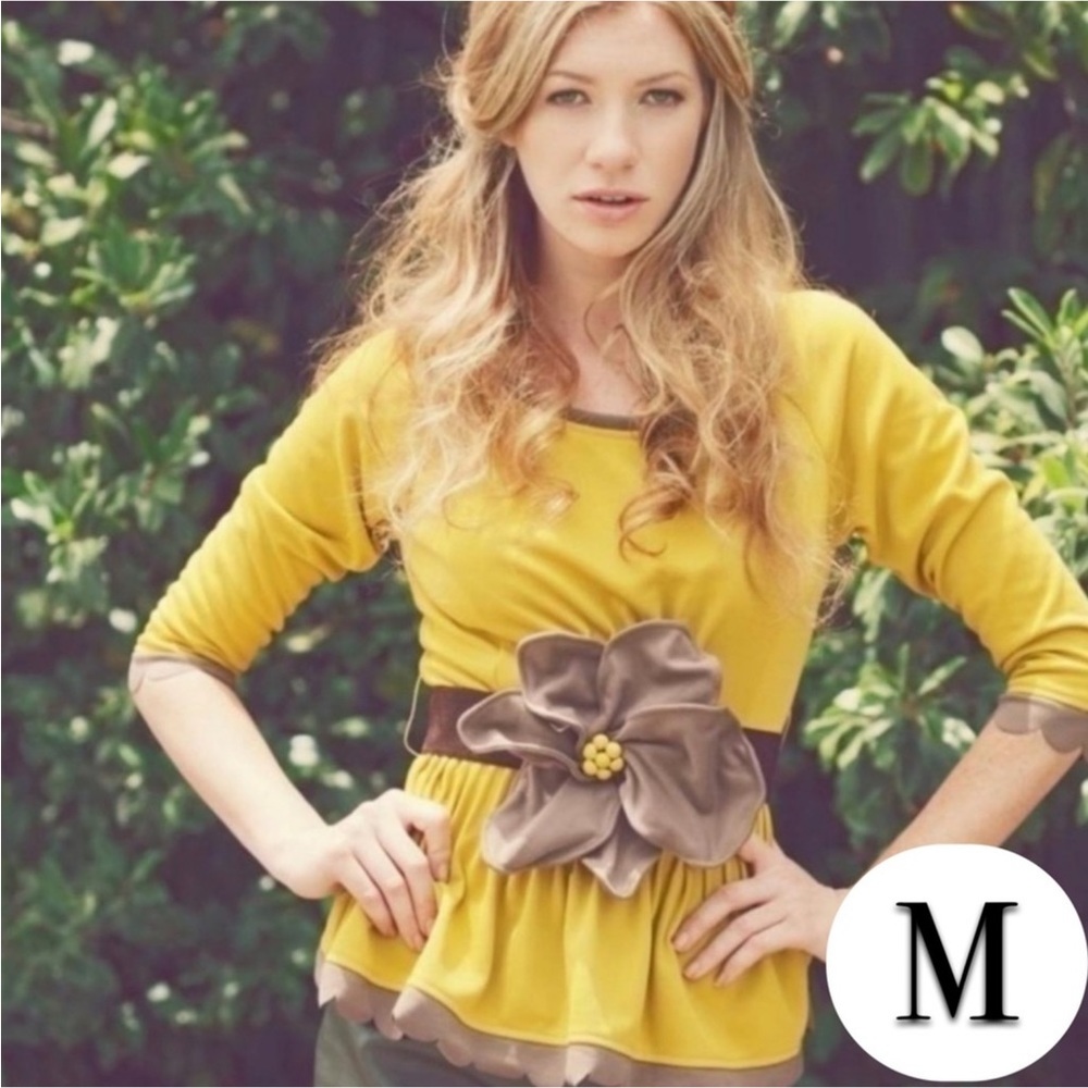 BEAUTIFUL RYU TOP/WITH FLORAL BELT